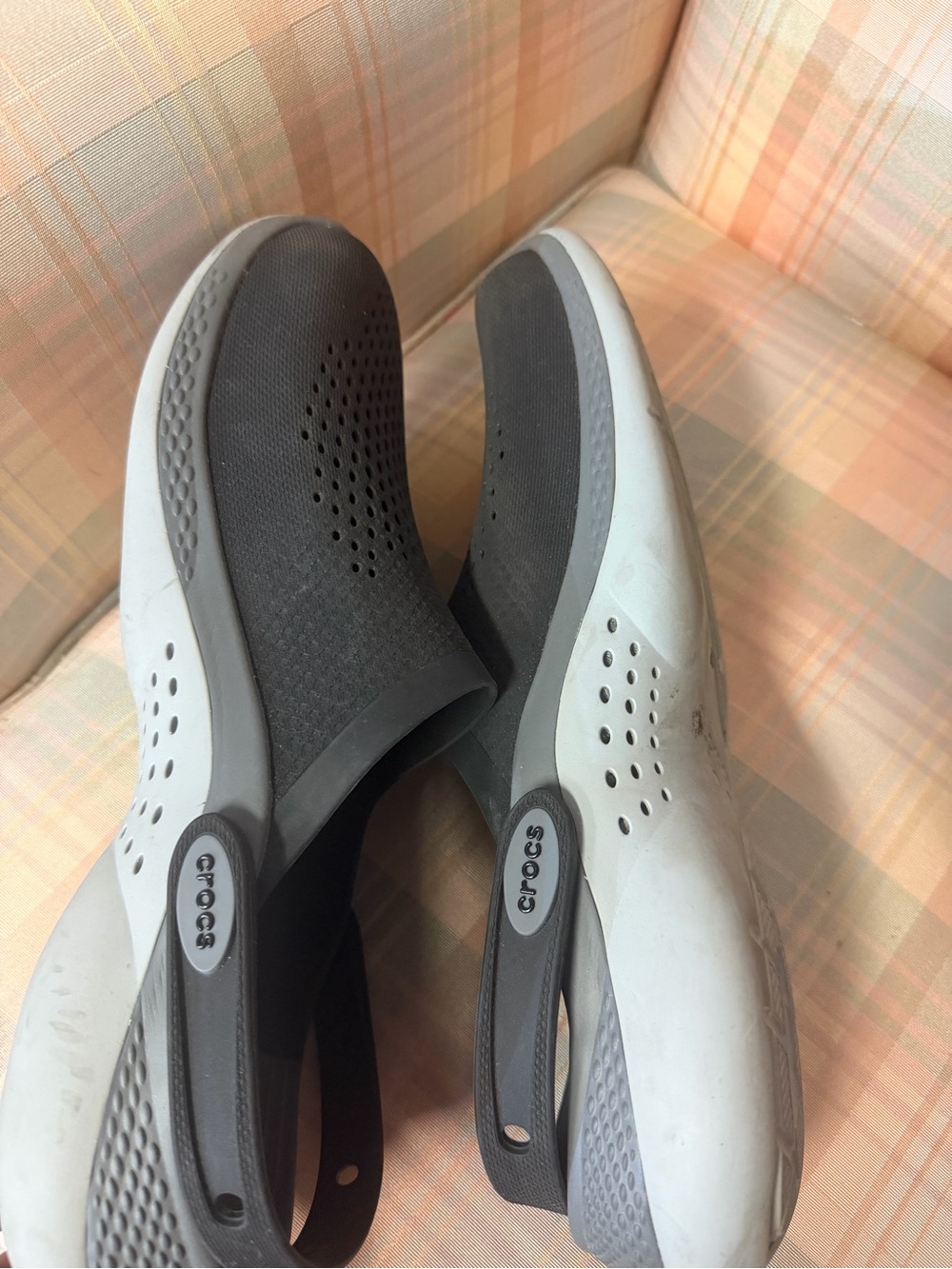 CROCS Men’s LiteRise 360 Clogs